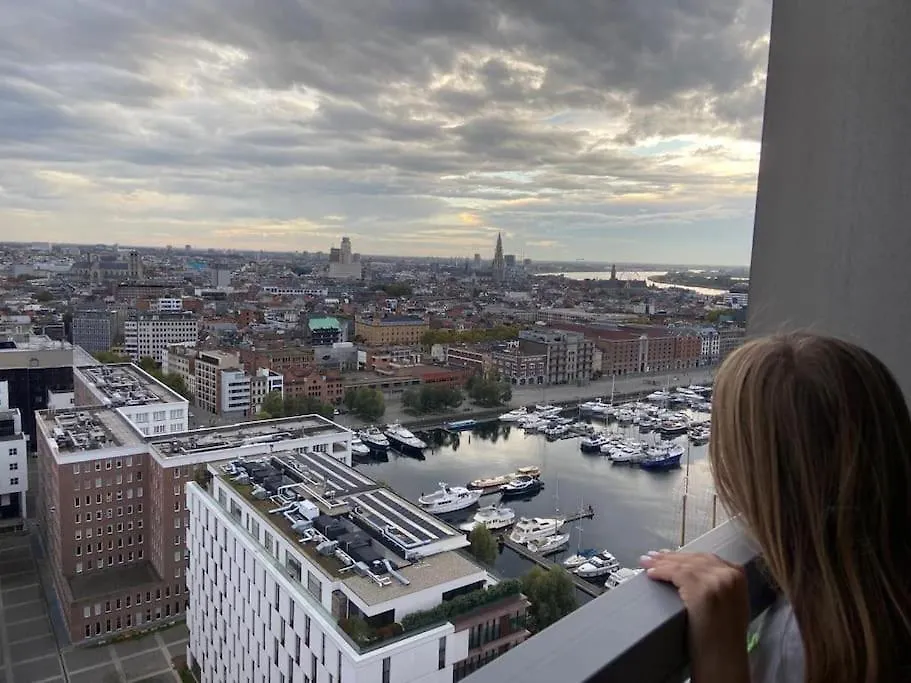Uniek Appartement - Mooiste En Hoogste Uitzicht Op Antwerpen! - Incl Gratis Parking Antwerp
