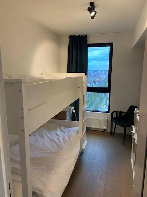 Uniek Appartement - Mooiste En Hoogste Uitzicht Op Antwerpen! - Incl Gratis Parking 0*, Antwerp
