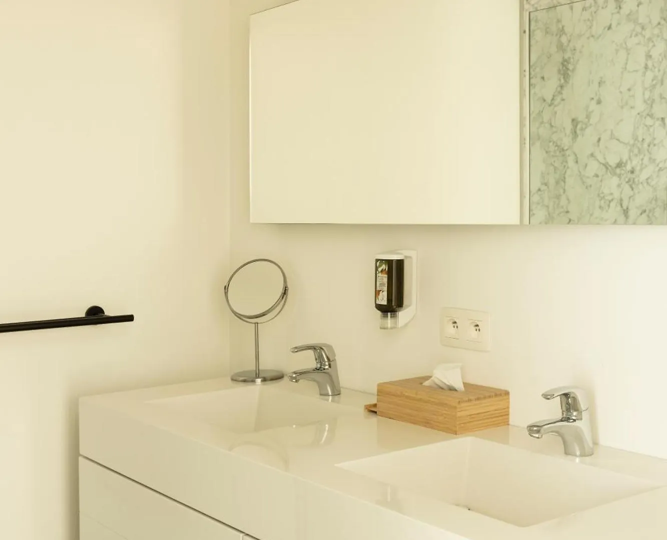 Apartment Uniek Appartement - Mooiste En Hoogste Uitzicht Op Antwerpen! - Incl Gratis Parking